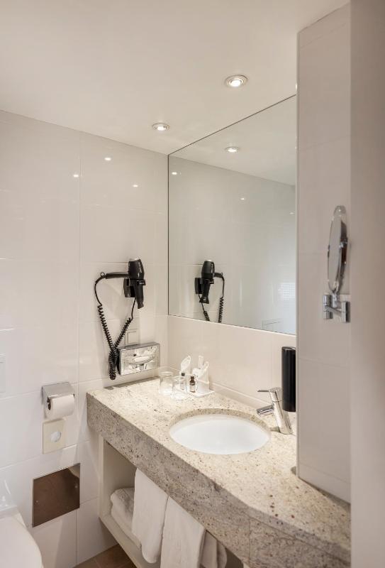 Standard Double Room image 1