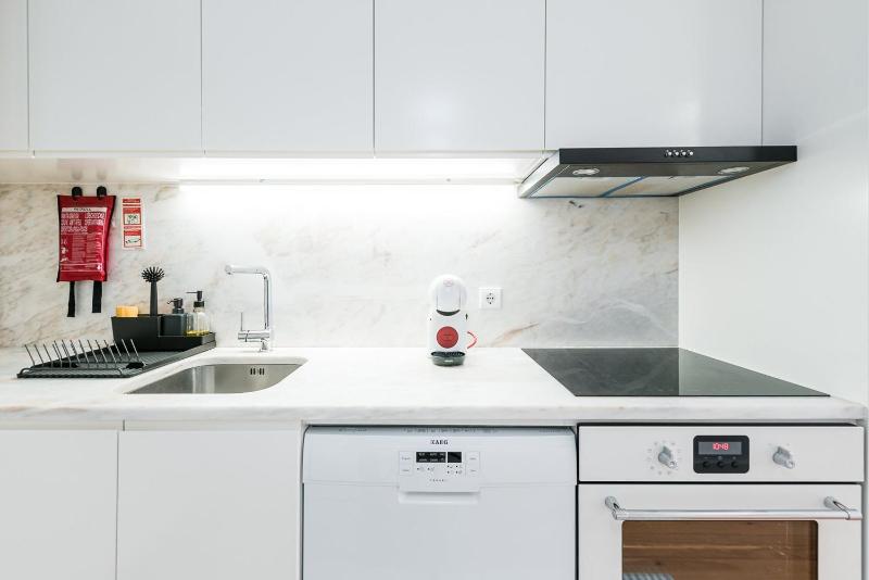 GuestReady - Cosy living in downtown - image 9