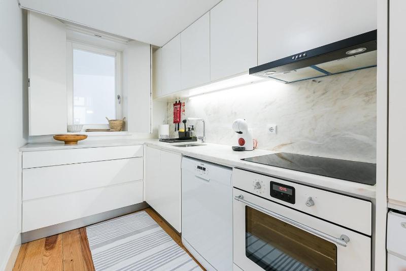GuestReady - Cosy living in downtown - image 34