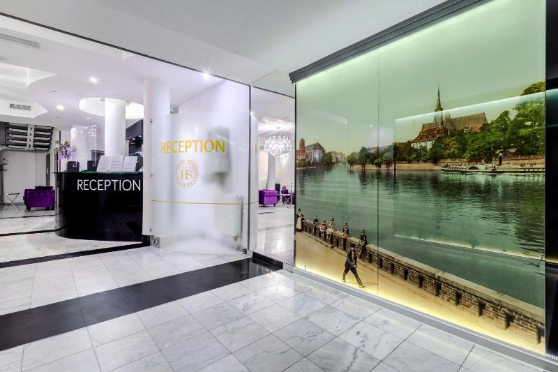 Hotel Sofia by The Railway Station Wroclaw - image 21