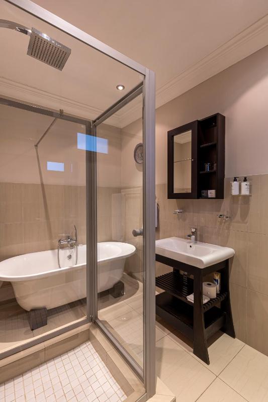 Hyde Park Guest House - image 12