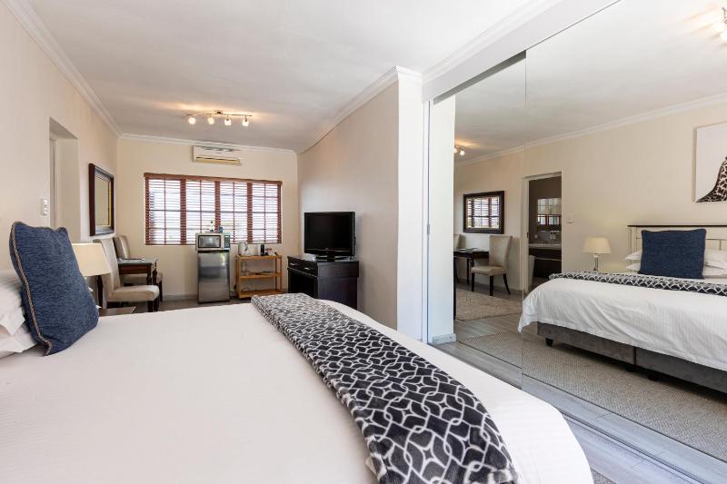 Hyde Park Guest House - image 4