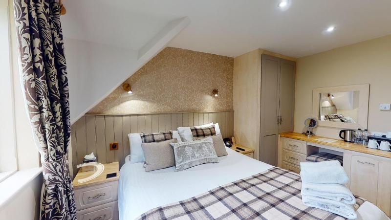 Cosy King image 2