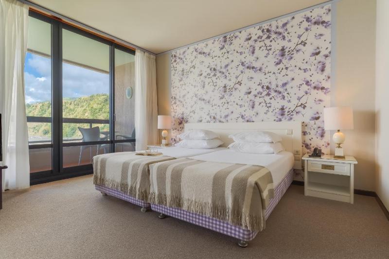 Junior Suite with Sea View image 2