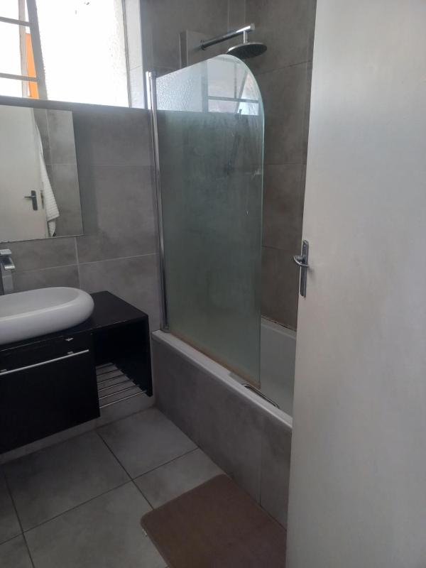 Triple T Guest house - image 14