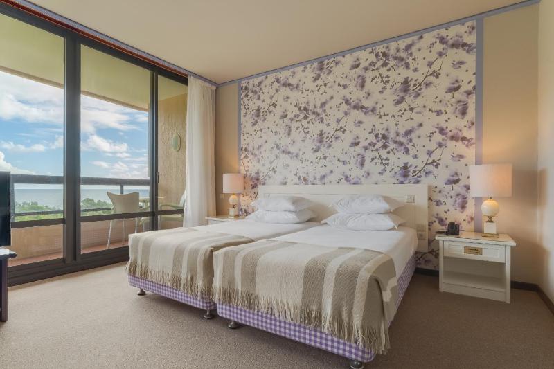 Junior Suite image 2