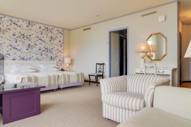 Junior Suite image 3