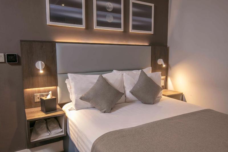 Double Room - Disability Access image 3