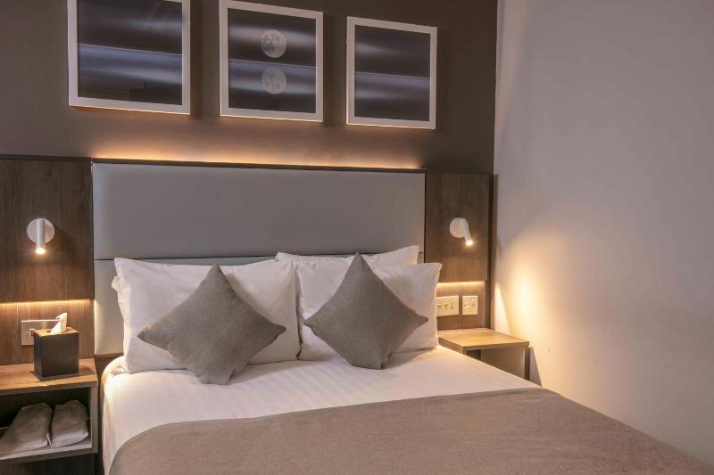 Double Room - Disability Access image 4