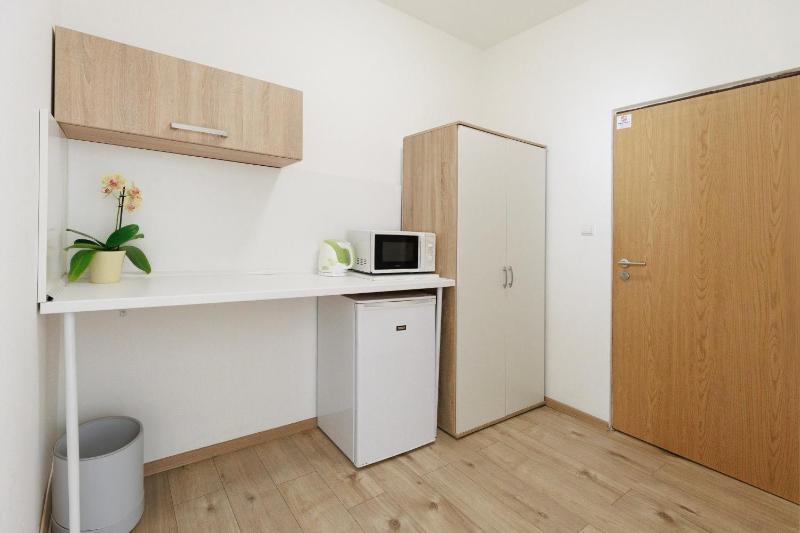 Deluxe Double Room image 2
