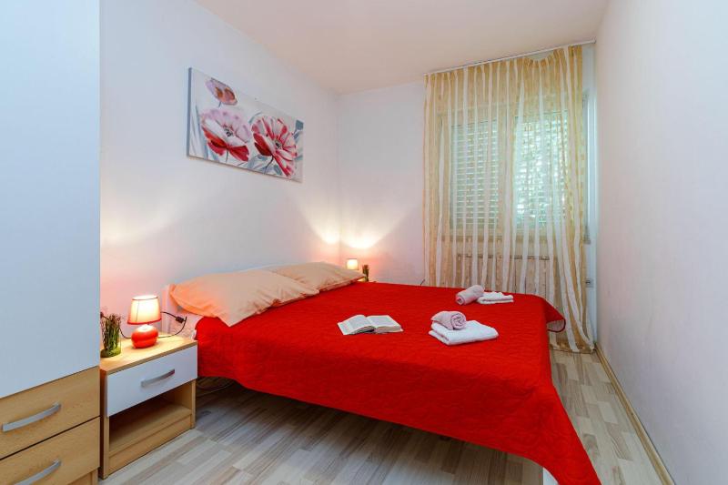 Beachside Apartment Krk - Happy Rentals - image 8