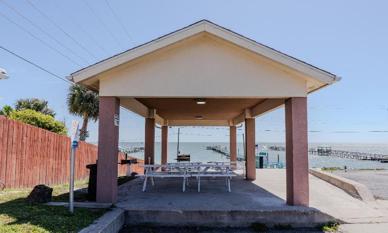 Quality Inn Rockport on Aransas Bay - image 24