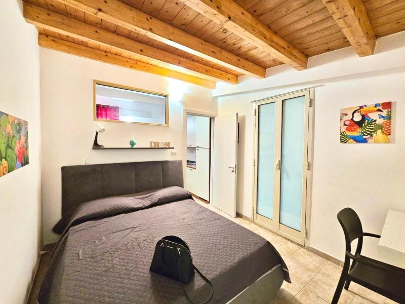 Carrettieri 9 Apartment - image 15