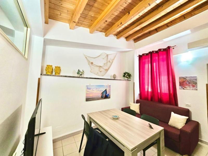 Carrettieri 9 Apartment - image 11