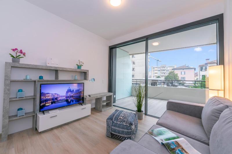 Apartment with Terrace image 1