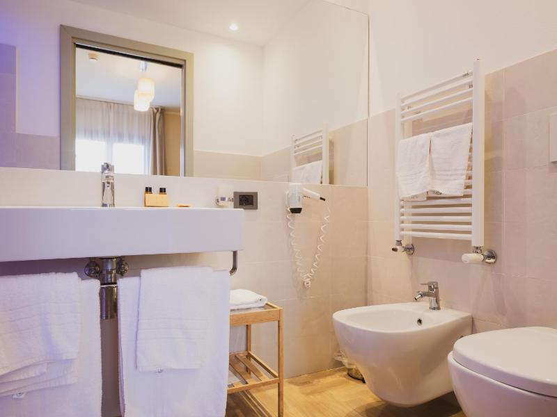 Standard Double Room - Wellness image 2