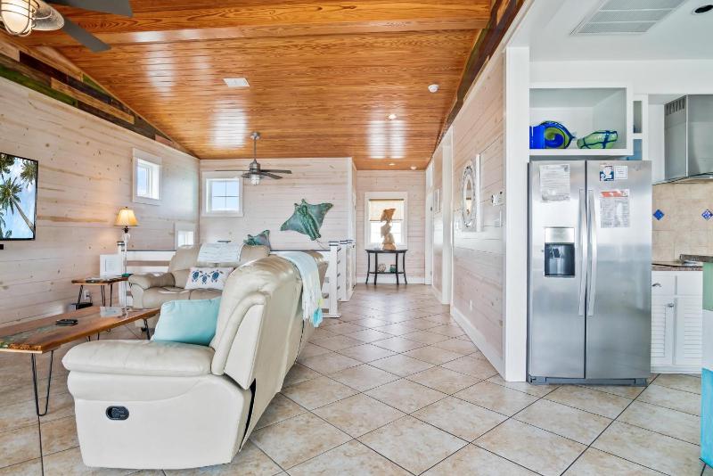 Shell Yeah Beach House - image 35