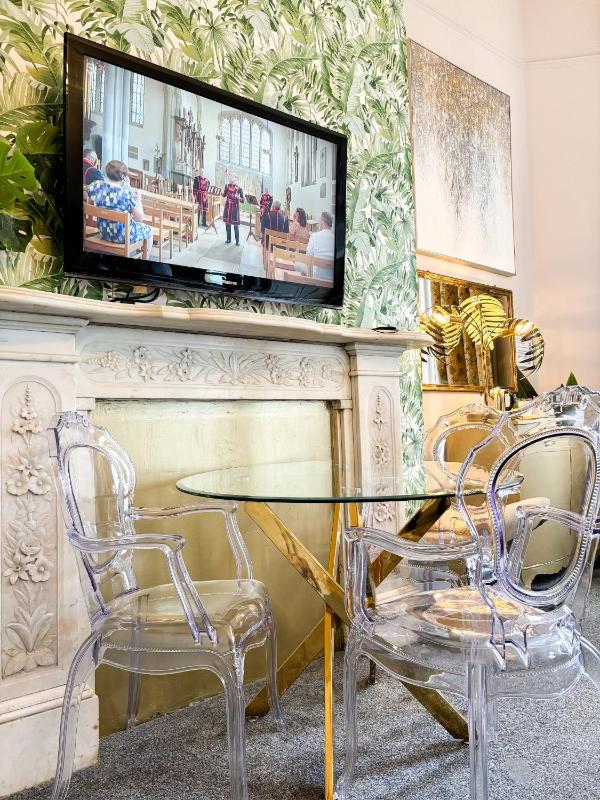 Presidential Suite image 4