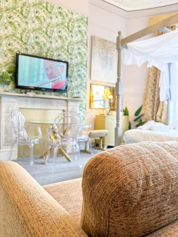 Presidential Suite image 3