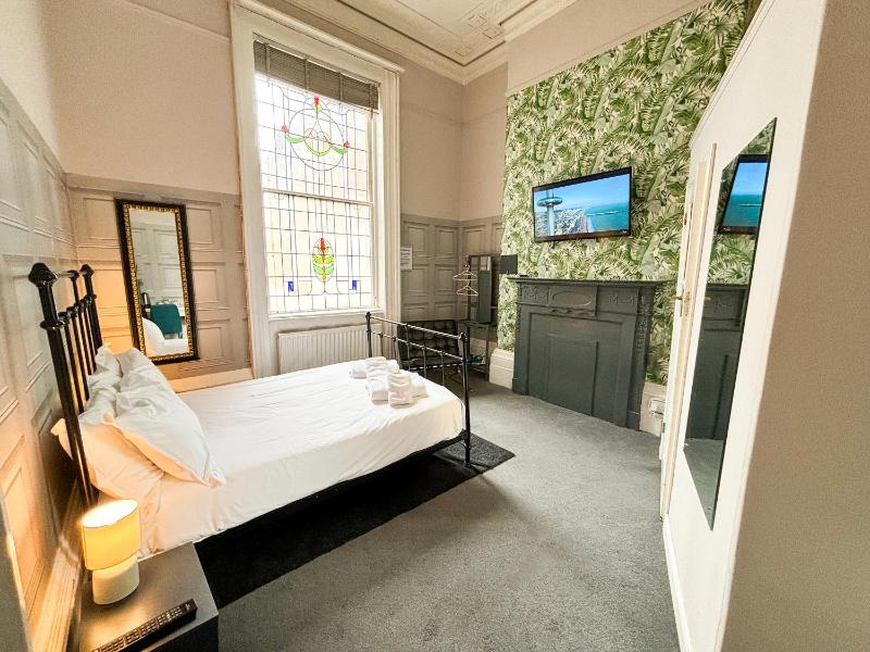 Superior Double Room image 4