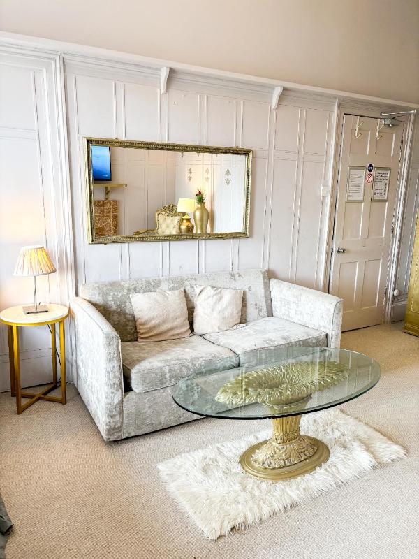 Junior Suite image 4