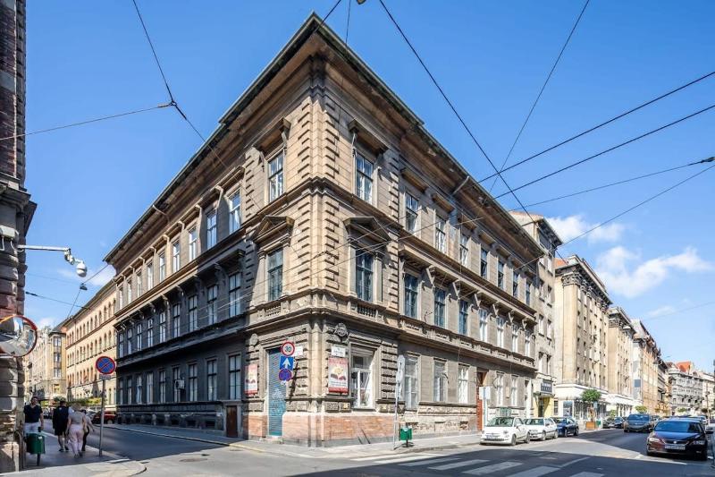 Very Central Charming - NEW - Studio - image 7