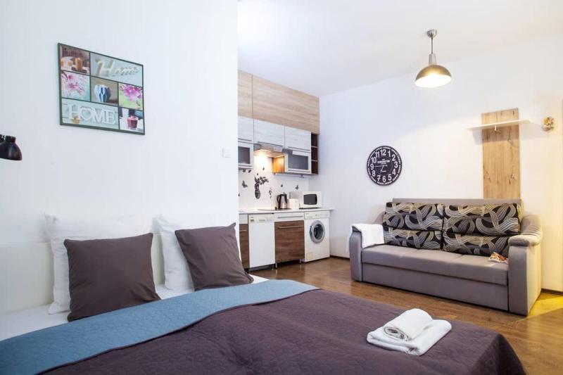 Very central comfy studio - image 9