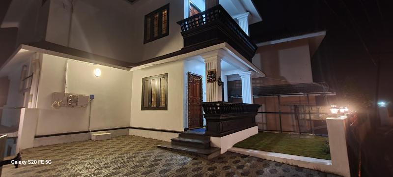 Sky High Villa Annex - image 19