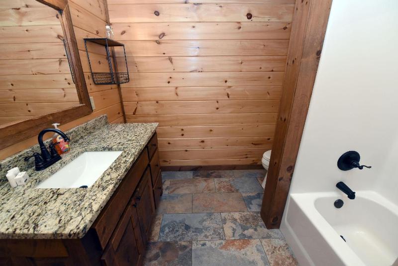 3BR Luxury Cabin • Hot Tub Game Room & Views - image 24