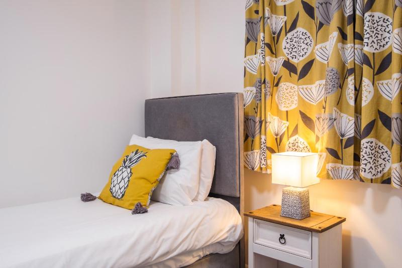 Superior Single Room image 4