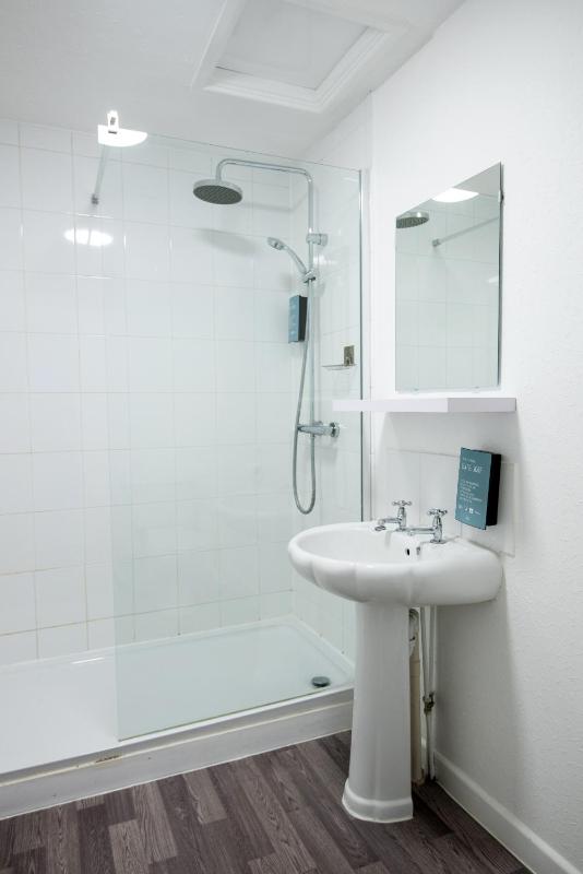 Two-Bedroom Apartment image 4
