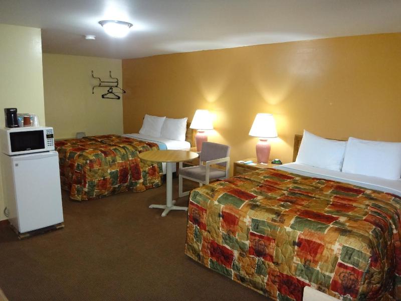 Deluxe Queen Room with Two Queen Beds image 1