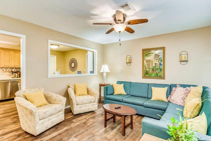 Brilliant in Bellview- Mins to NAS to Pensacola, Beach, Shopping! Images