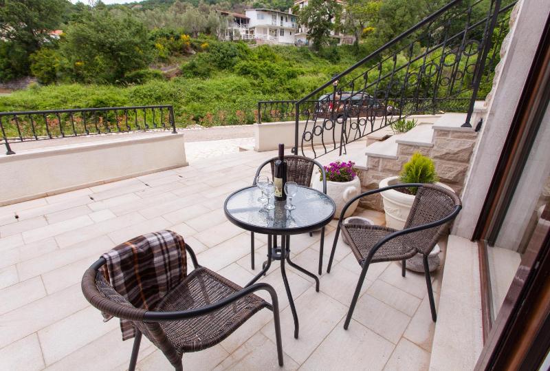 Apartment with Terrace image 4