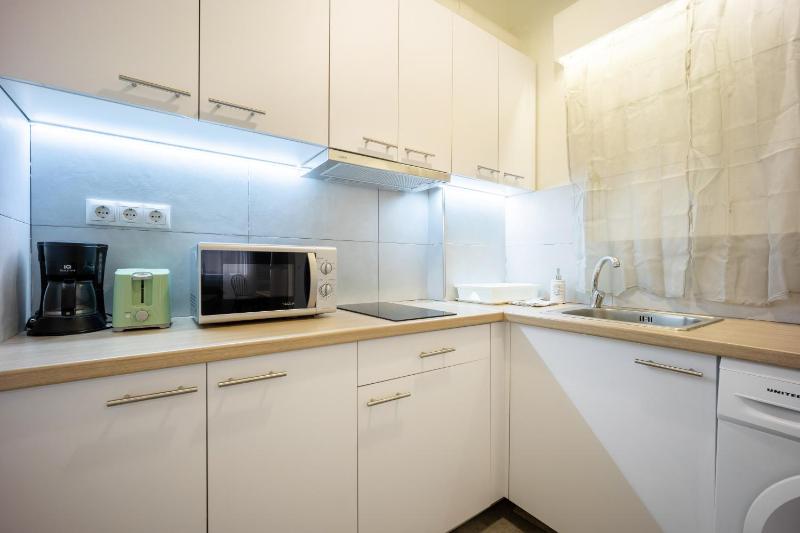 (Z)Top Sightseeing Elegant Flat at Acropolis - image 14