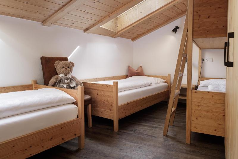 Two-Bedroom Apartment image 4