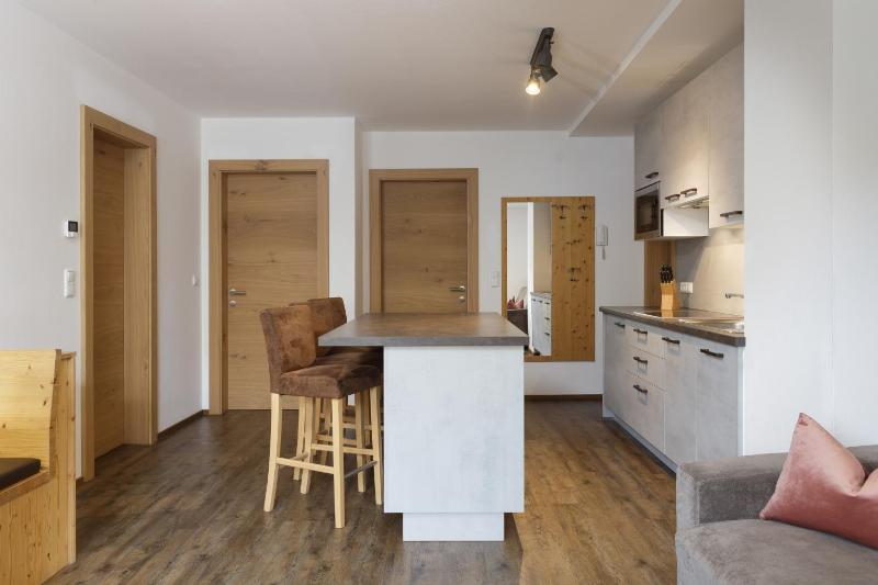 Superior Apartment image 3
