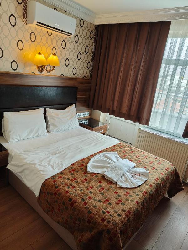 Standard Single Room image 4
