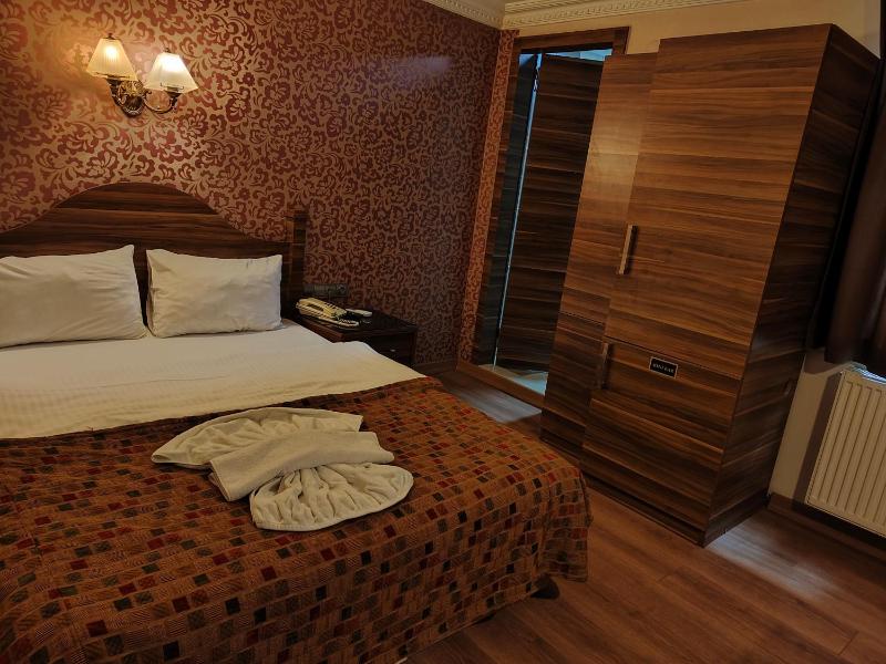 Standard Single Room image 3
