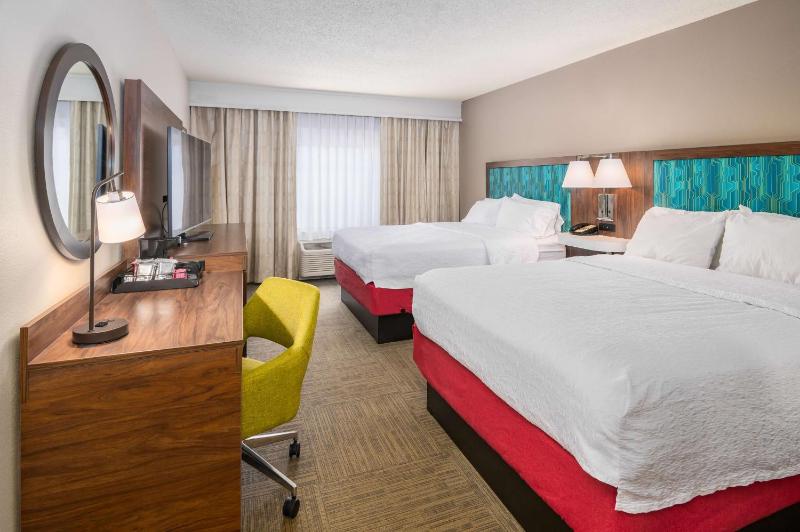Room with Two Queen Beds - Non-Smoking image 1