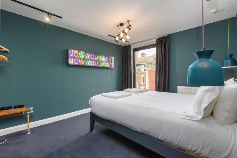 Deluxe Suite with Sea View image 1