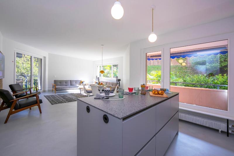 Coloratura Frontlake Lugano with Terrace - Happy Rentals - image 12