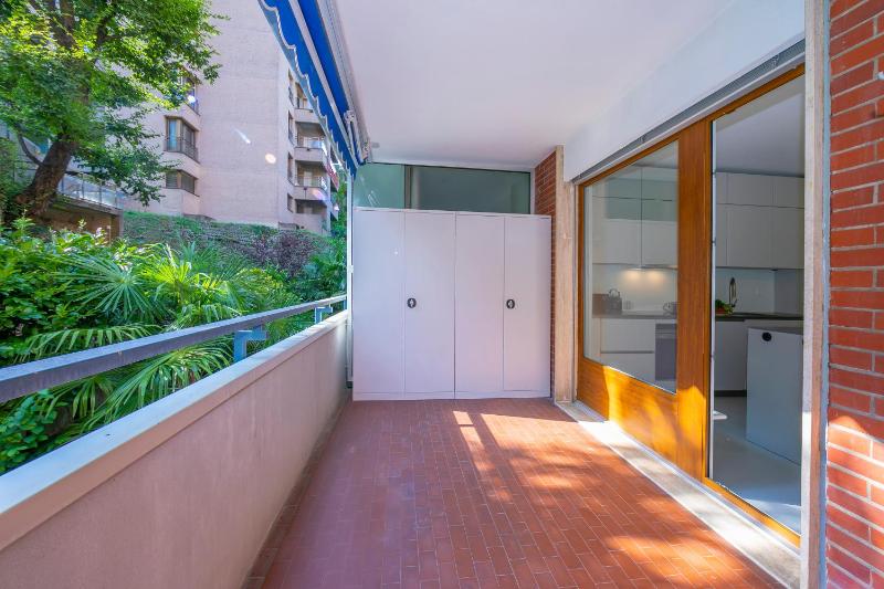 Coloratura Frontlake Lugano with Terrace - Happy Rentals - image 10