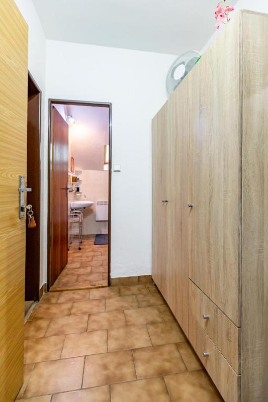 Double or Twin Room image 4