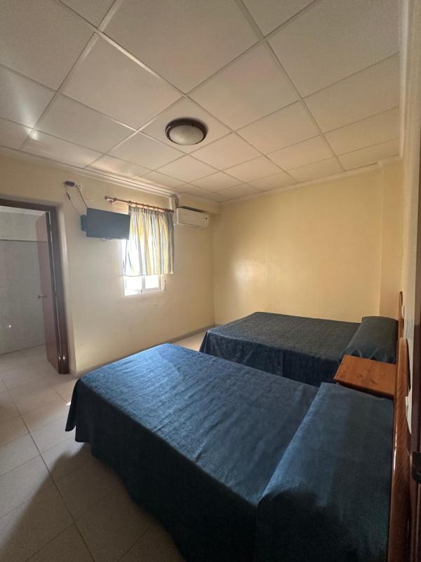 Standard Family Room image 3