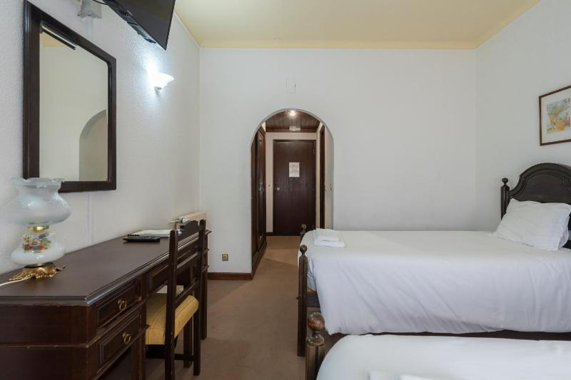 Budget Double or Twin Room image 3