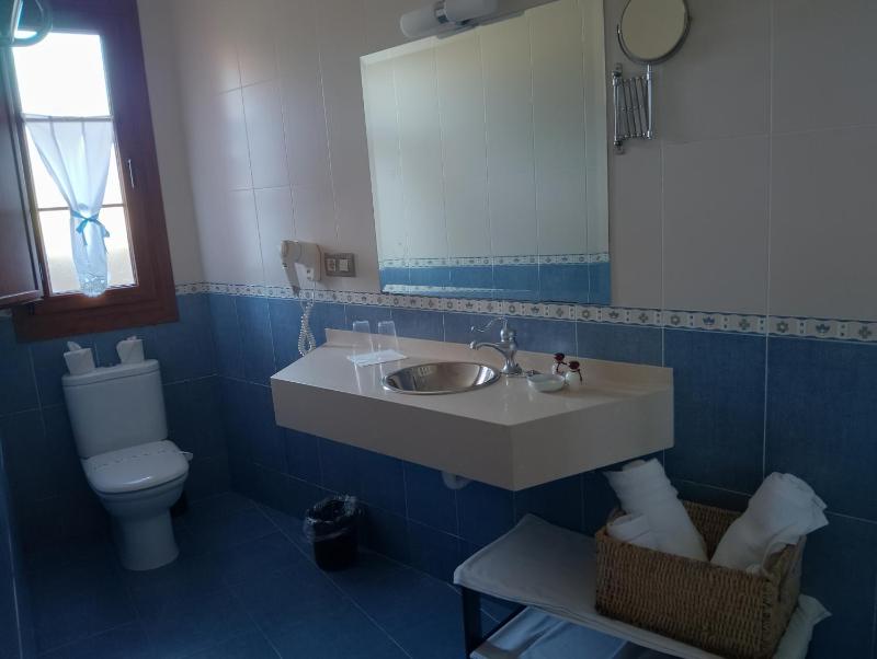 Superior Double Room image 3