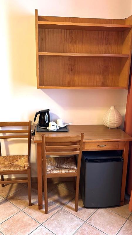 Double or Twin Room image 4