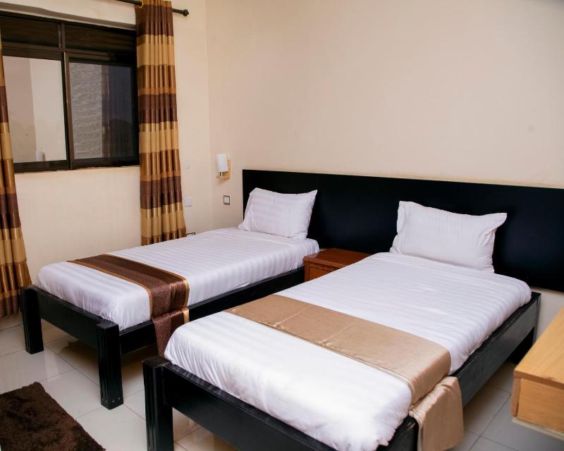 UBUNTU PALACE HOTEL - RUNATI - image 1