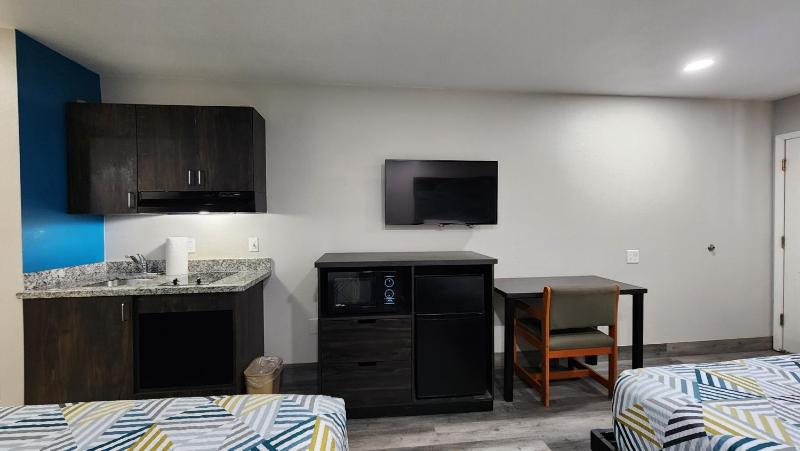 Superior Quadruple Room image 4